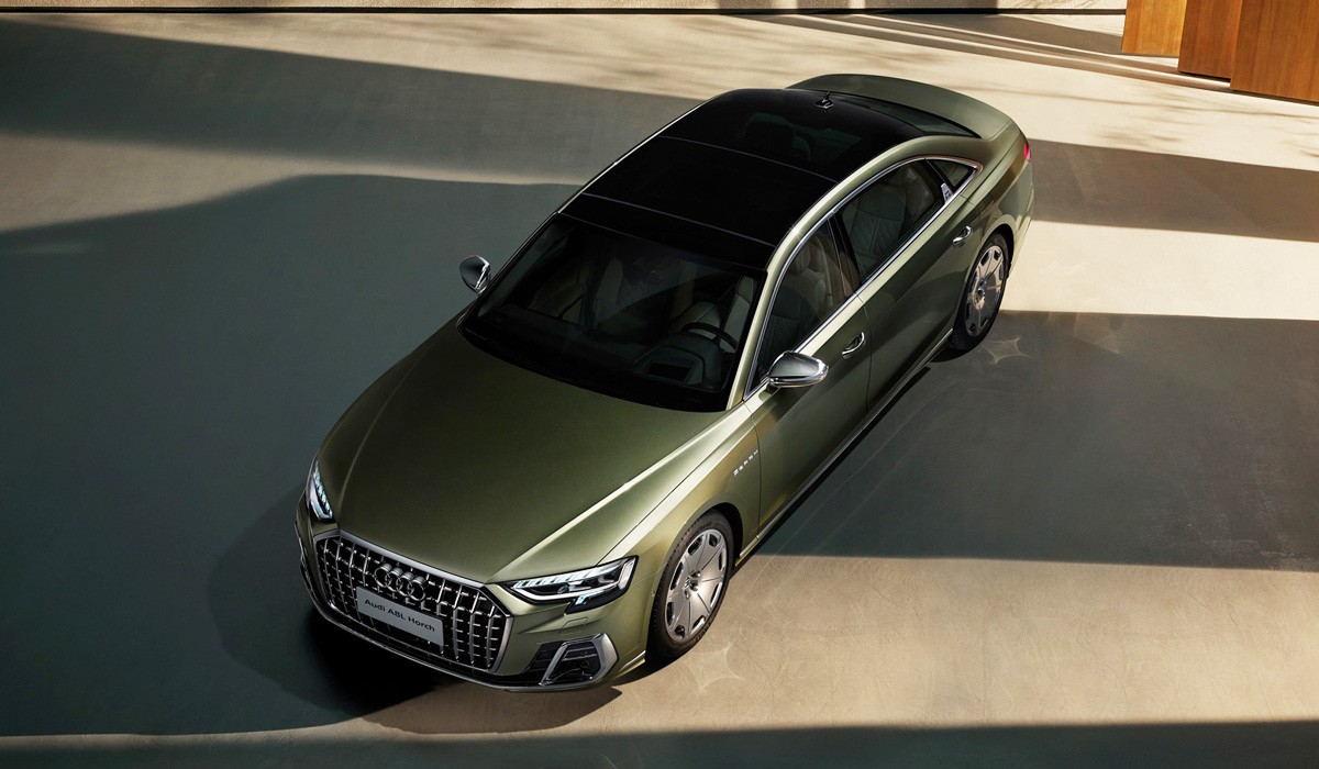 У Майбаха появился конкурент — новый седан Audi A8L Horch У Майбаха появился конкурент — новый седан Audi A8L Horch