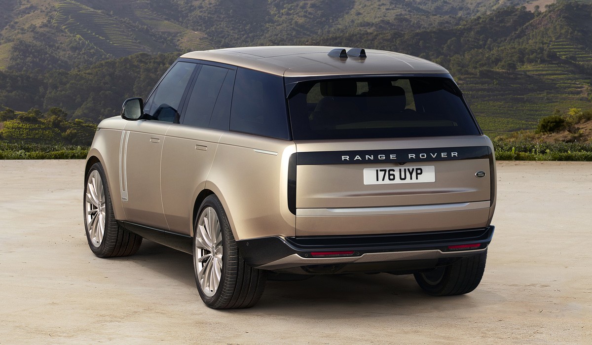 Представлен новый Range Rover: муфта, третий ряд и мотор BMW