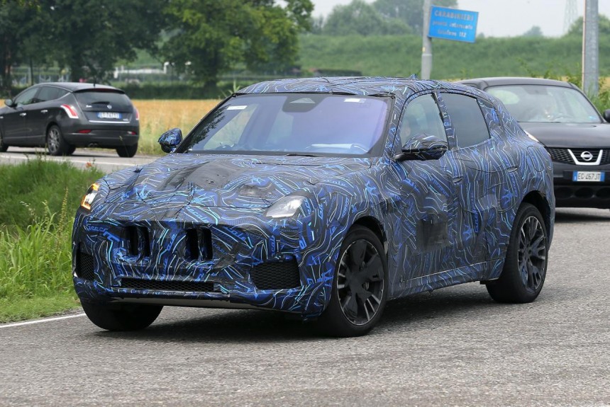 Кроссовер Maserati Grecale снова откладывается Кроссовер Maserati Grecale снова откладывается