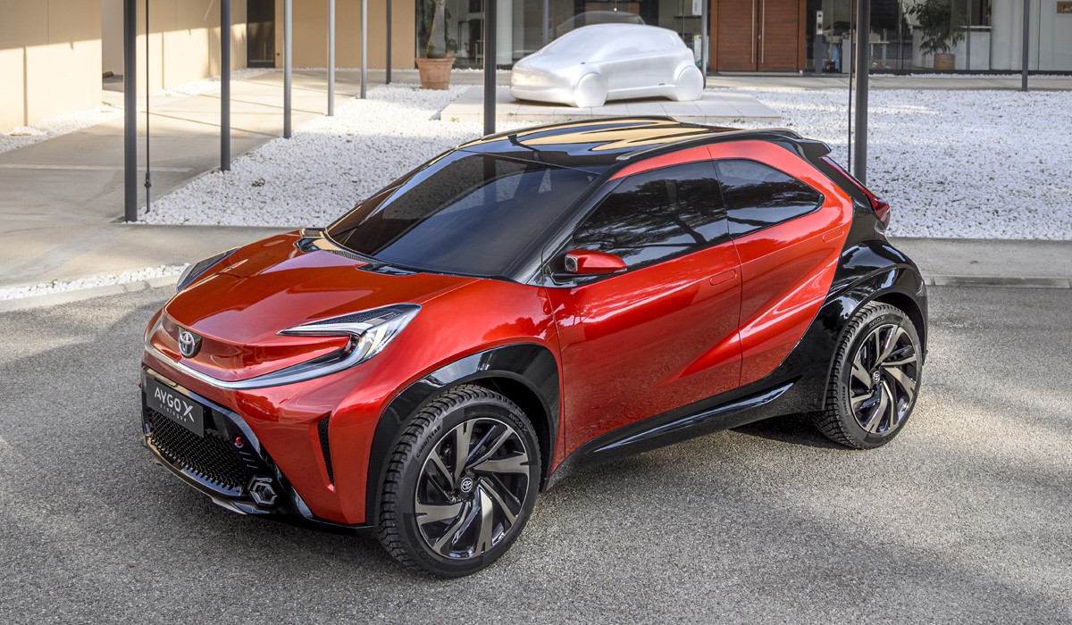 Паркетник Toyota Aygo X появится через месяц