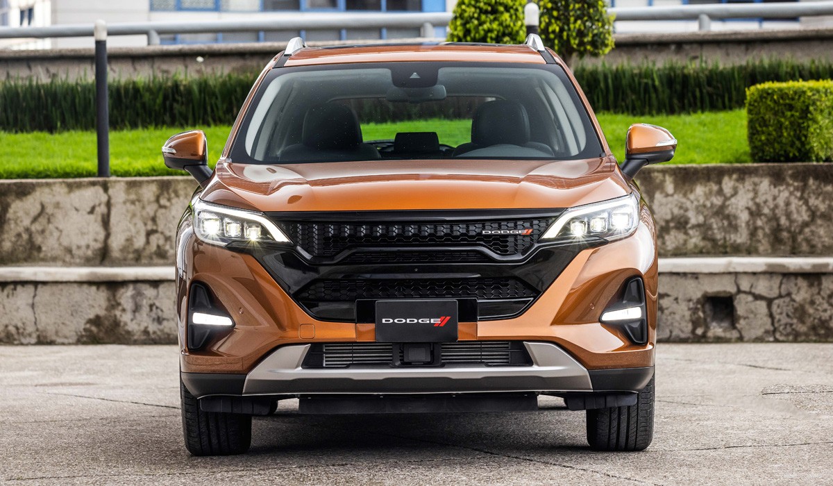 Представлен кроссовер Dodge Journey второго поколения