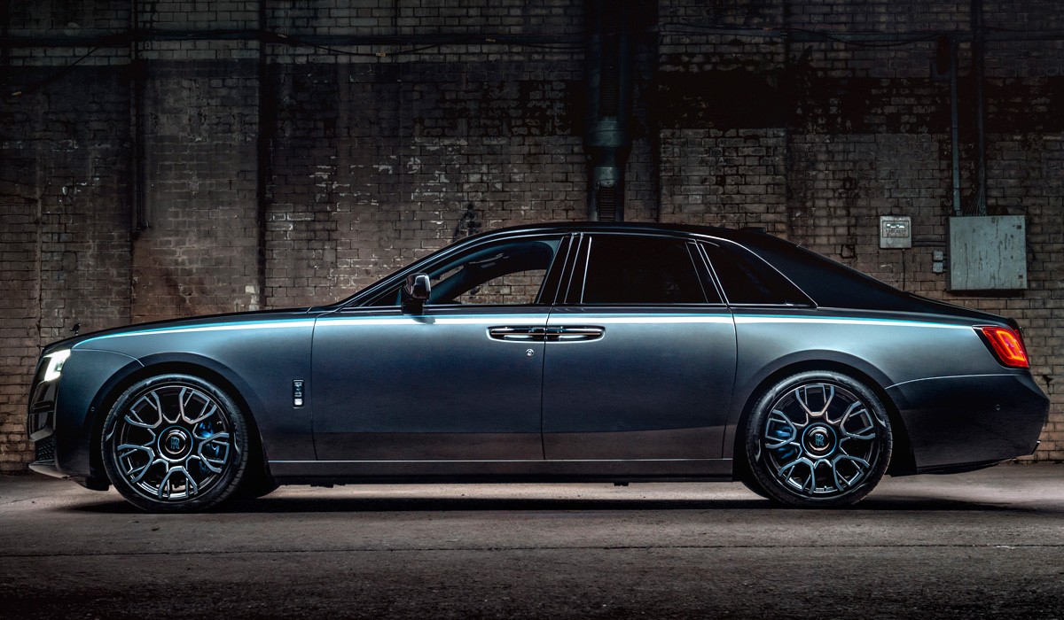 Представлен самый мощный Rolls-Royce Black Badge Ghost Представлен самый мощный Rolls-Royce Black Badge Ghost