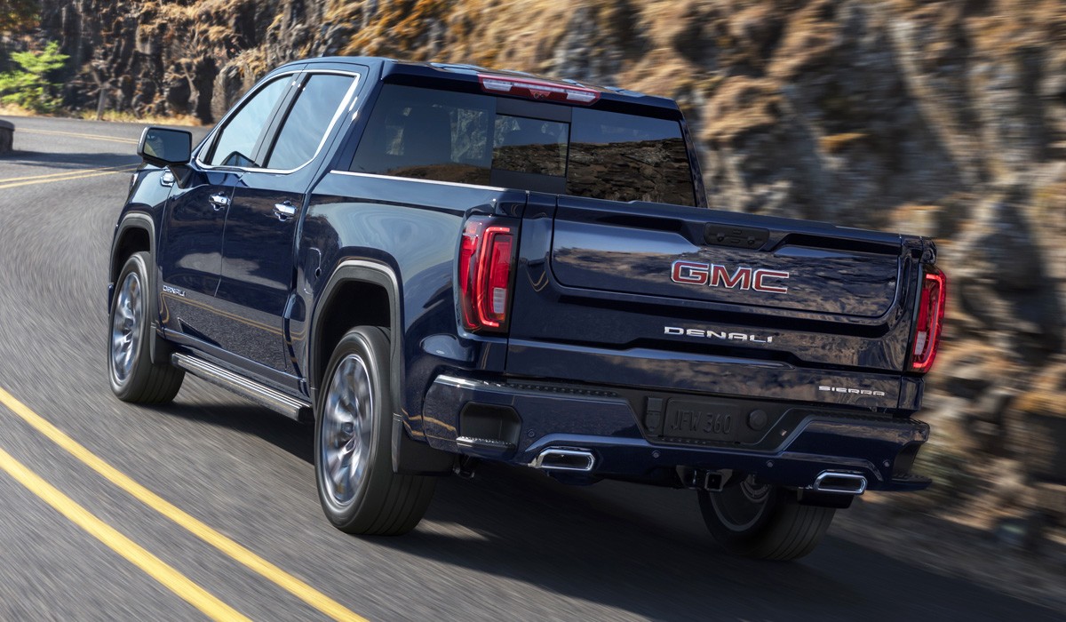 Обновленный пикап GMC Sierra 1500: роскошь и проходимость Обновленный пикап GMC Sierra 1500: роскошь и проходимость