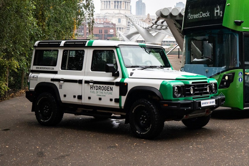 Построен первый водородный внедорожник Ineos Grenadier