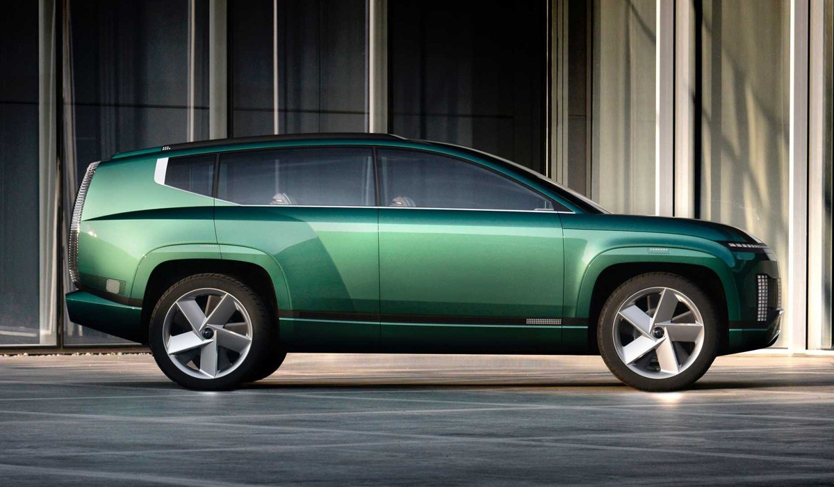 Концепт Hyundai Seven стал предвестником кроссовера Ioniq 7 Концепт Hyundai Seven стал предвестником кроссовера Ioniq 7