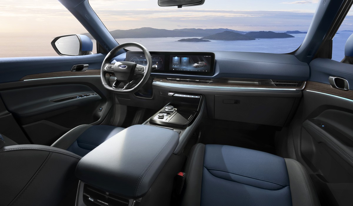 Представлен укороченный кроссовер Ford Equator Sport Представлен укороченный кроссовер Ford Equator Sport