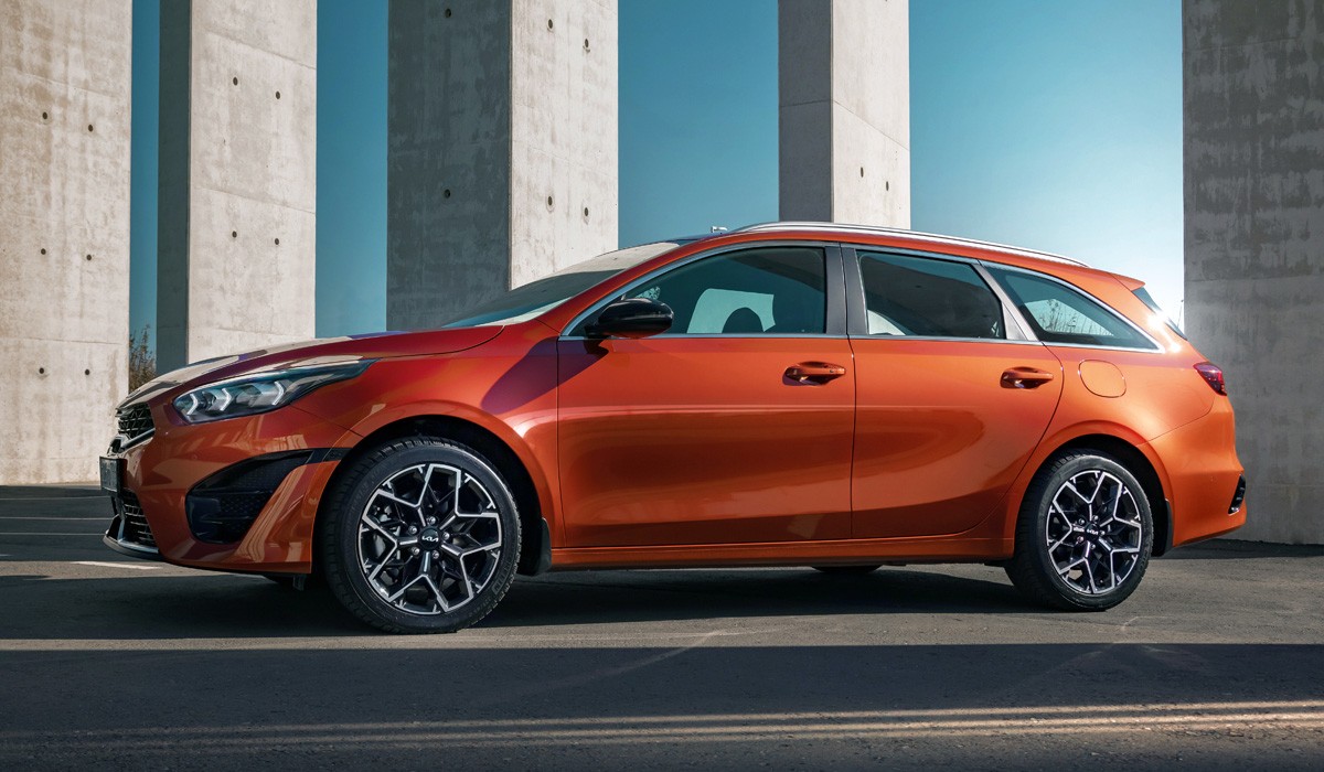 Обновленное семейство Kia Ceed: комплектации и цены в России Обновленное семейство Kia Ceed: комплектации и цены в России