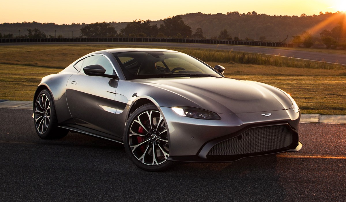 Aston Martin готовит последнюю модель с двигателем V12 Aston Martin готовит последнюю модель с двигателем V12