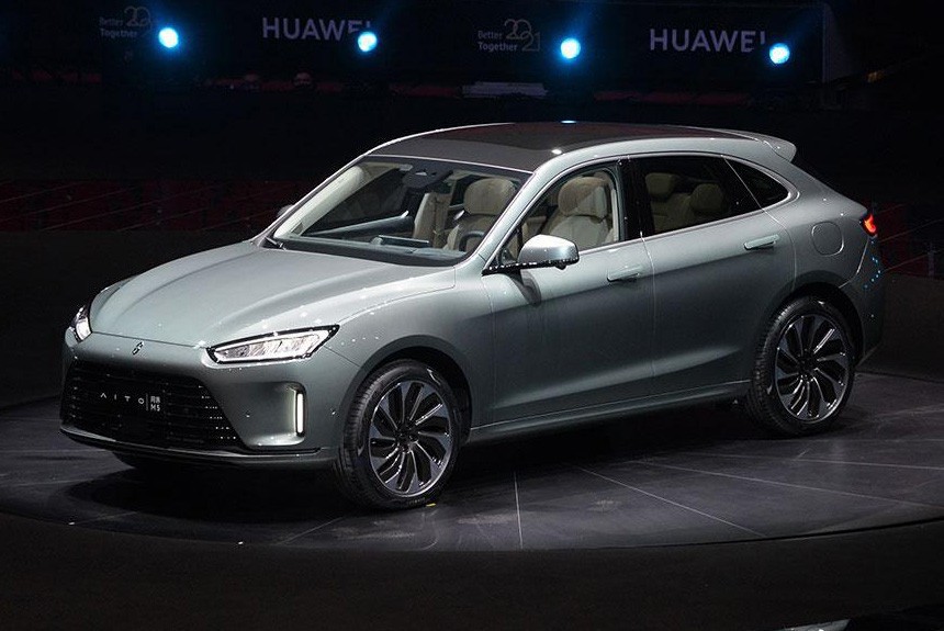 Huawei представил первый кроссовер под брендом AITO Huawei представил первый кроссовер под брендом AITO