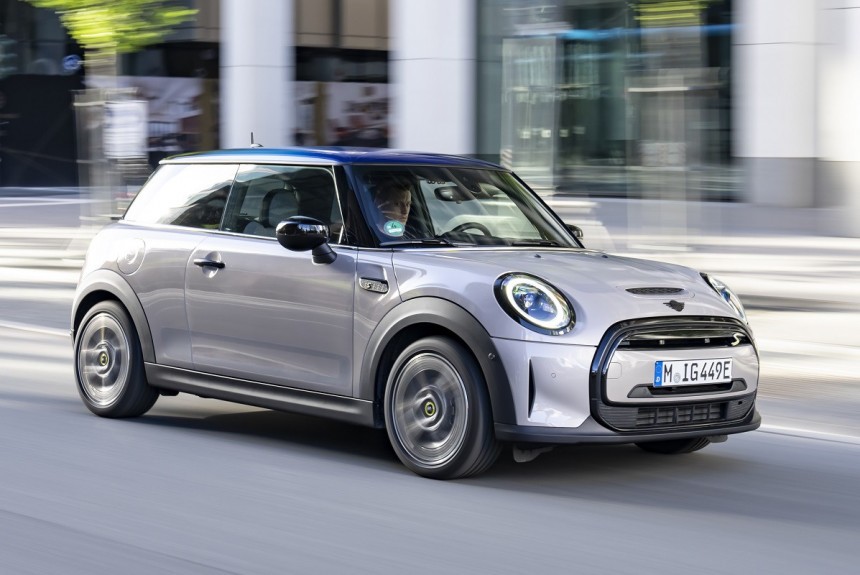 Электрический Mini Cooper SE: российская цена с оговоркой