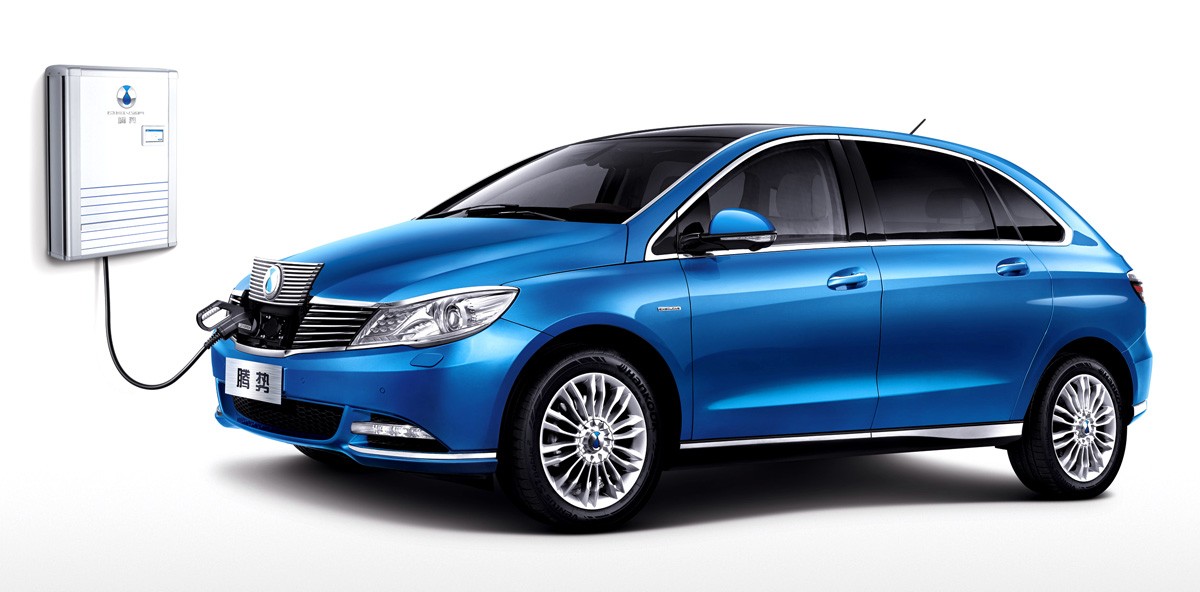 Daimler и BYD начали передел совместной марки Denza Daimler и BYD начали передел совместной марки Denza