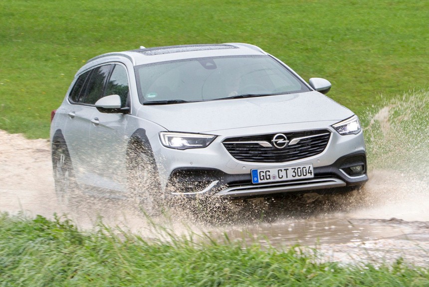 Opel Insignia станет кроссовером в следующем поколении Opel Insignia станет кроссовером в следующем поколении