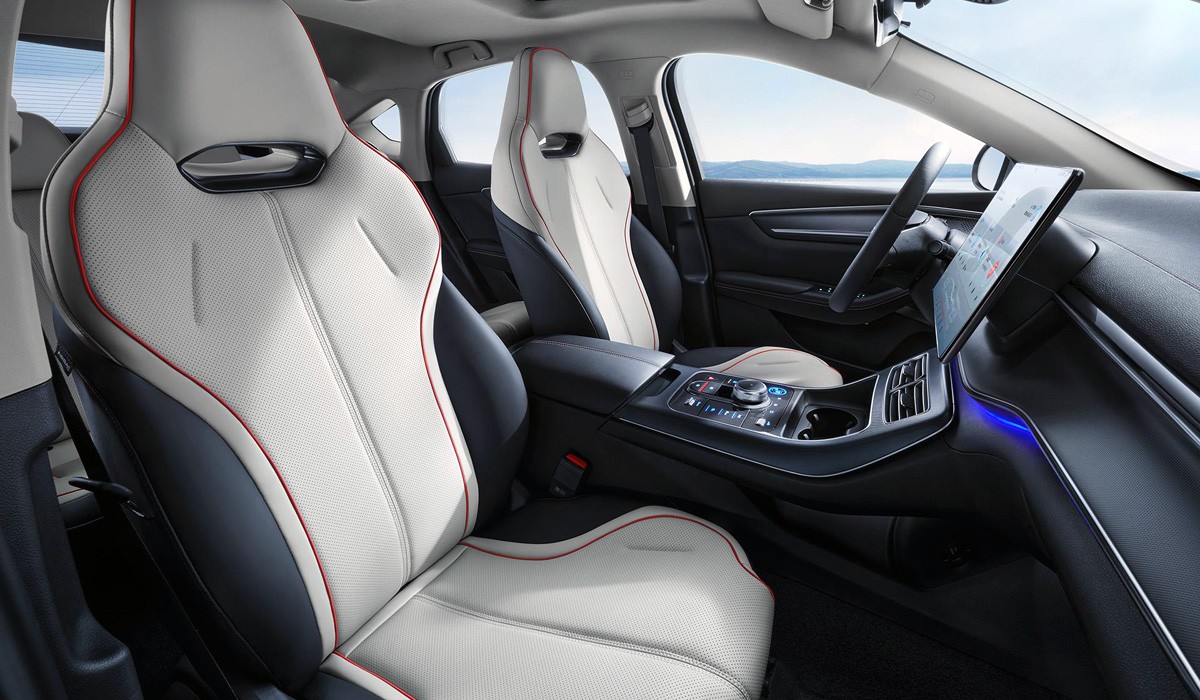 Седан BYD Destroyer 05 начал формирование нового флота