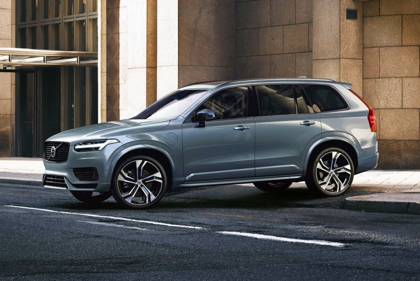 Volvo XC90 останется на конвейере после дебюта новой модели