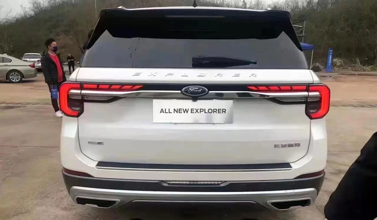 Обновленный Ford Explorer: первые фотографии