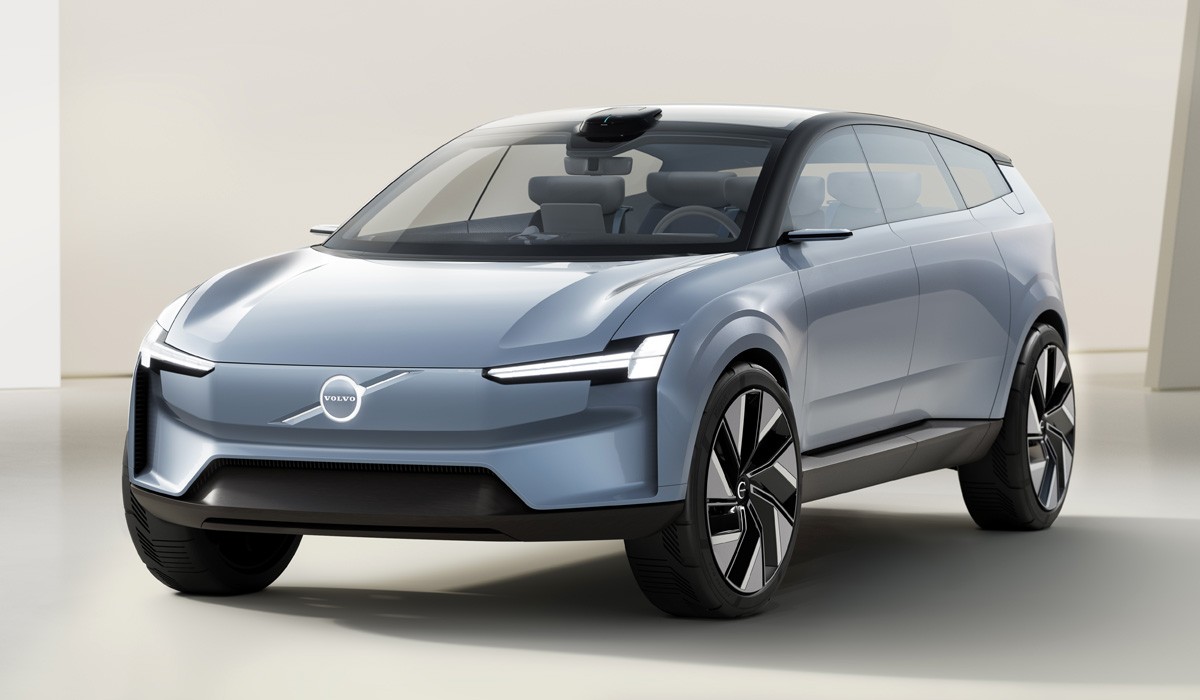 Volvo XC90 останется на конвейере после дебюта новой модели