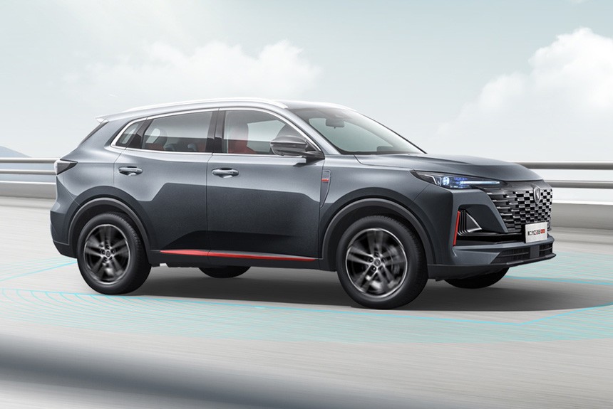 В России сертифицирован новый кроссовер Changan CS55 Plus