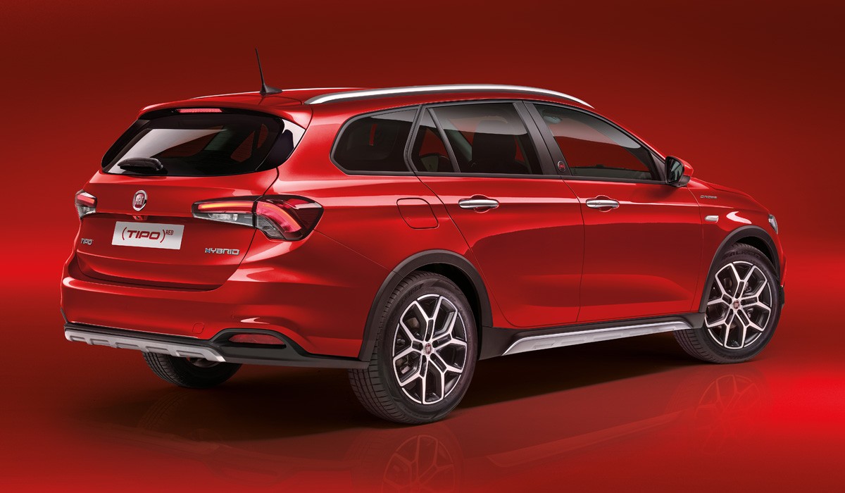 Fiat 500X и Fiat Tipo: гибриды и другие обновки