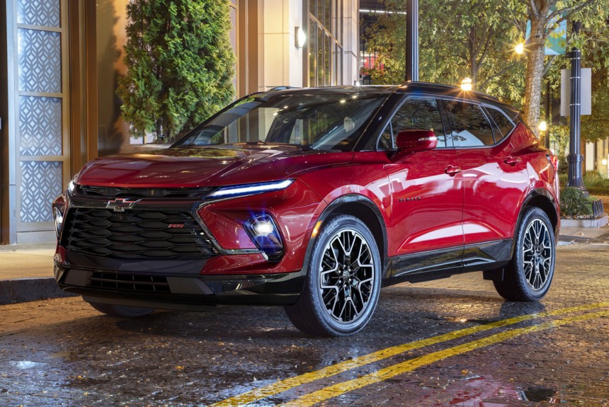 Обновлен американский кроссовер Chevrolet Blazer