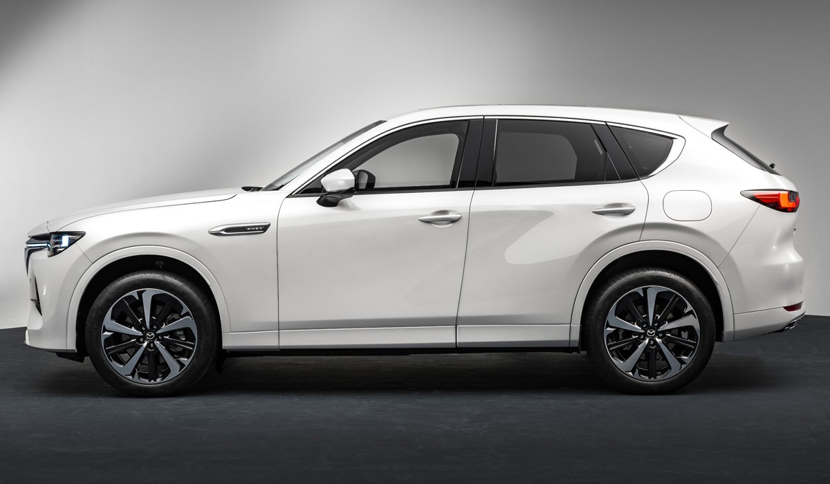 Новый кроссовер Mazda CX-60 вывел марку в премиум