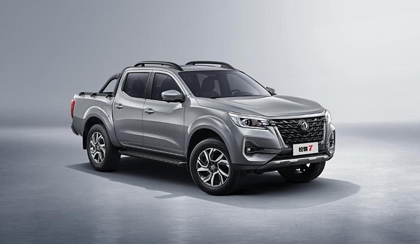 Китайская Navara стала богаче: новый пикап Dongfeng Rich 7 Китайская Navara стала богаче: новый пикап Dongfeng Rich 7