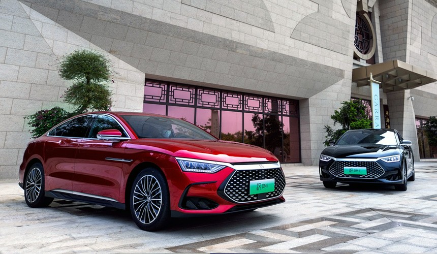 BYD Han DM-i с новой гибридной системой: 1300 км без дозаправки