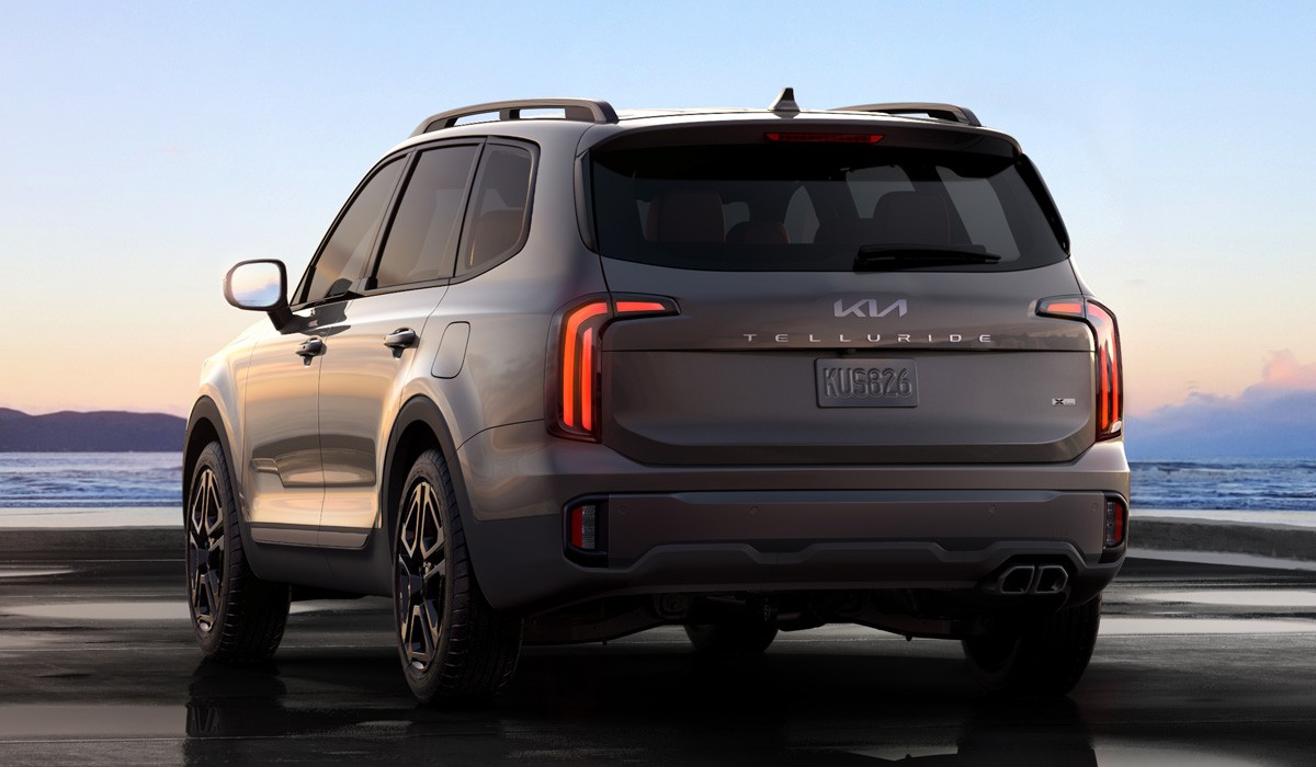 Кроссовер Kia Telluride: рестайлинг и две внедорожные версии