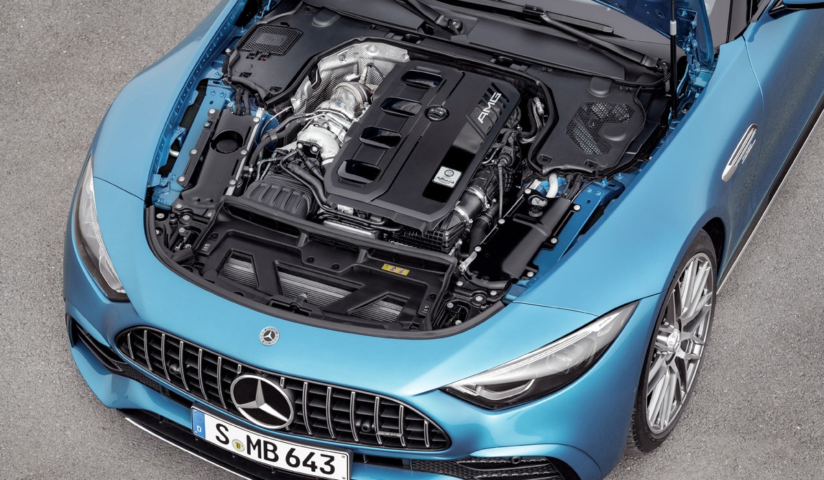 Новый Mercedes-AMG SL: базовая версия с четырьмя цилиндрами