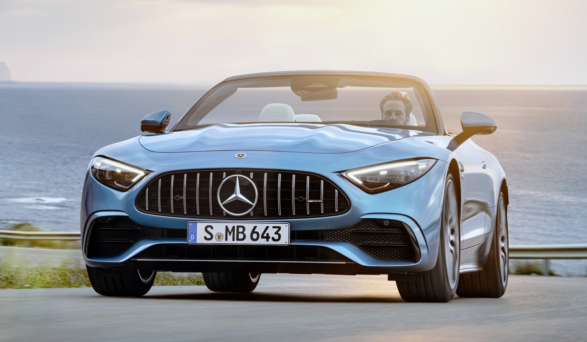 Новый Mercedes-AMG SL: базовая версия с четырьмя цилиндрами
