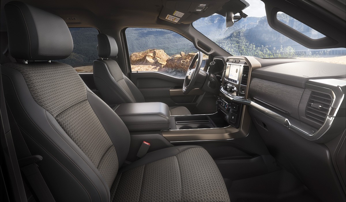 Пикап Ford F-150 Rattler: работяга для бездорожья Пикап Ford F-150 Rattler: работяга для бездорожья