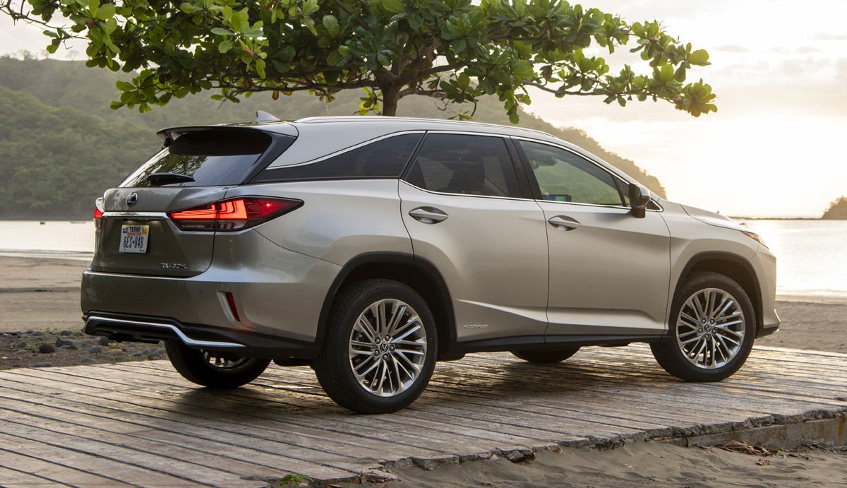 На подходе большие кроссоверы Lexus TX и Toyota Grand Highlander