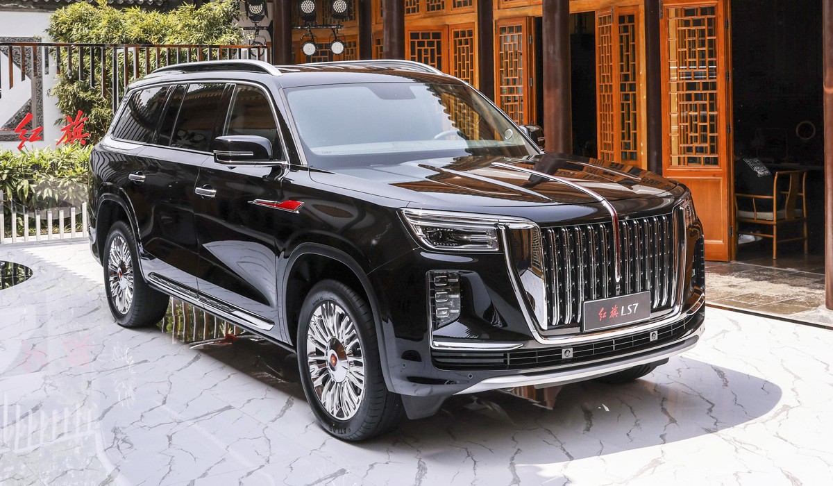 Роскошный внедорожник Hongqi LS7: подробности