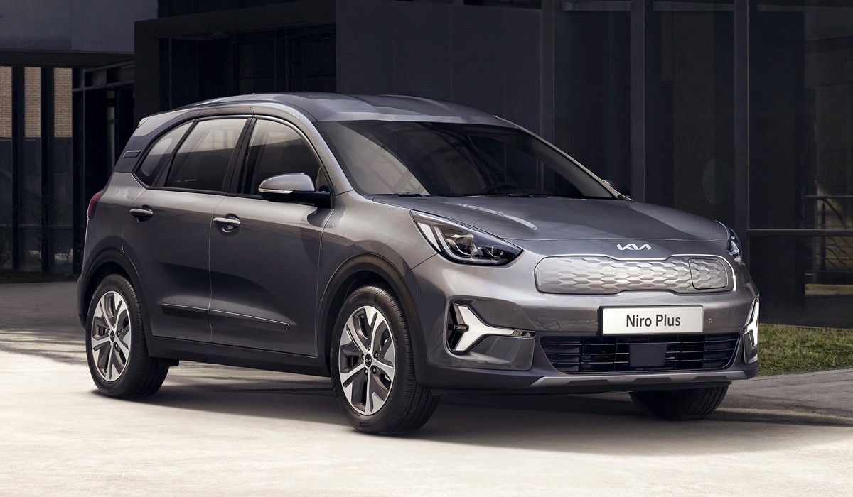 Для такси подготовлена модель Kia Niro Plus с высокой крышей
