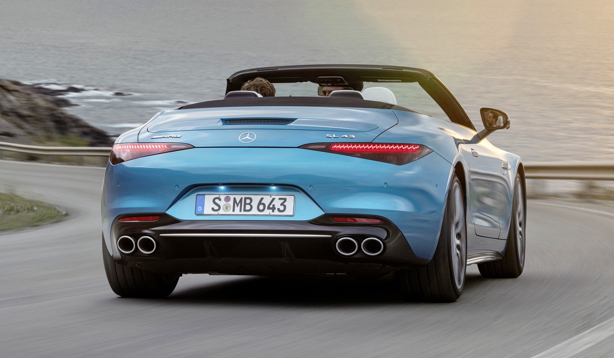 Новый Mercedes-AMG SL: базовая версия с четырьмя цилиндрами