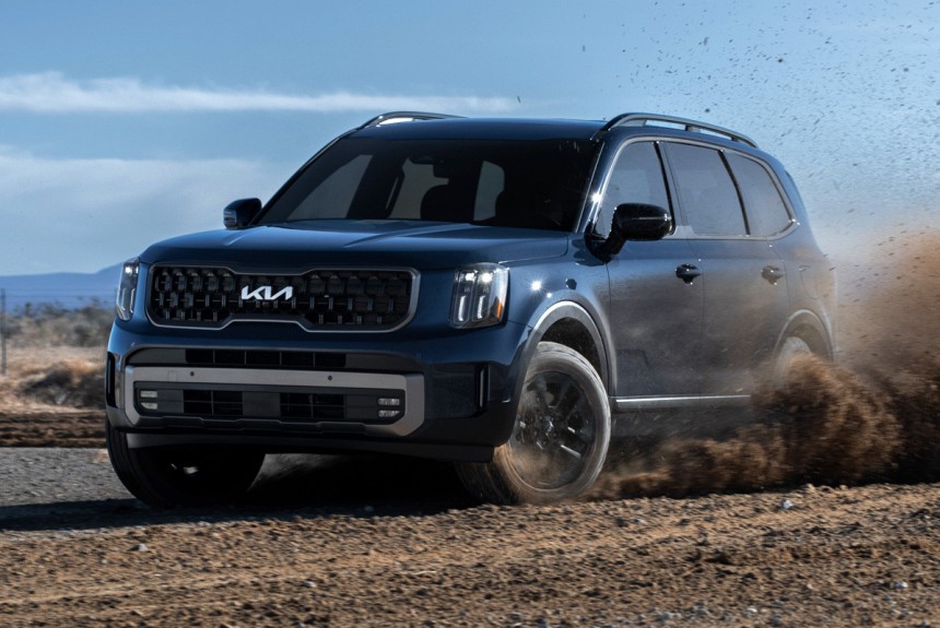 Кроссовер Kia Telluride: рестайлинг и две внедорожные версии