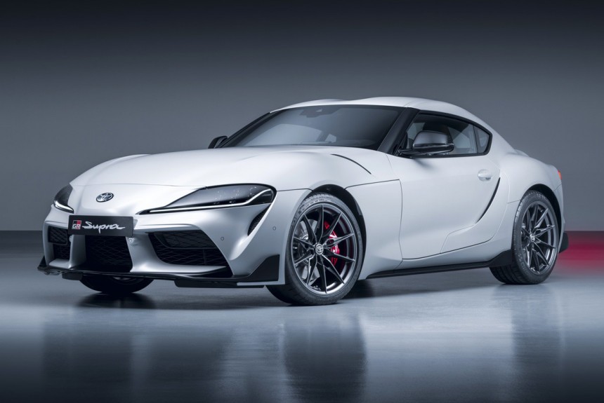 Toyota GR Supra: теперь и с механической коробкой передач