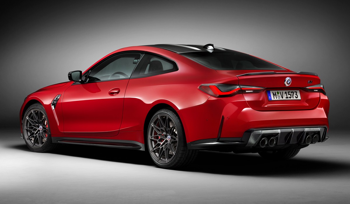 Представлены юбилейные версии BMW M3 и M4