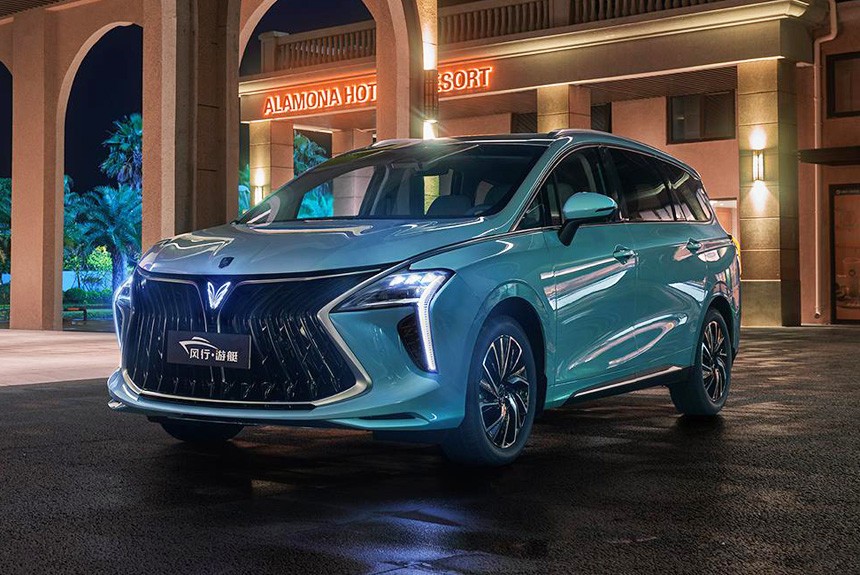 Сухопутная яхта: минивэн Dongfeng Forthing Yacht вышел на рынок