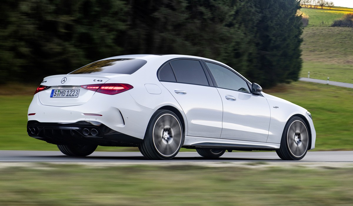 Новый Mercedes-AMG C 43: теперь с четырьмя цилиндрами