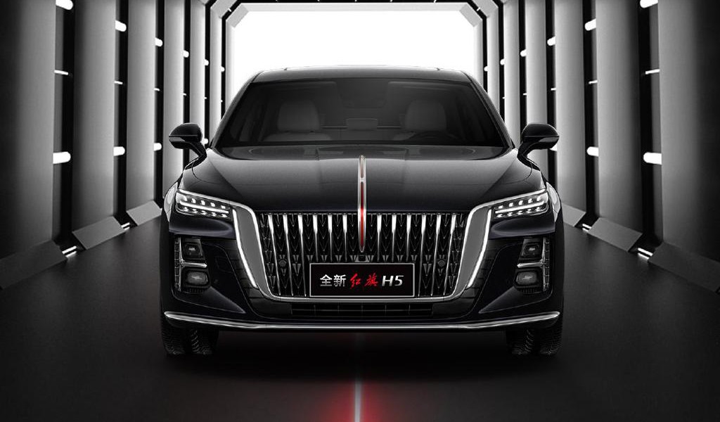 Седан Hongqi H5 второго поколения дебютировал в трех версиях