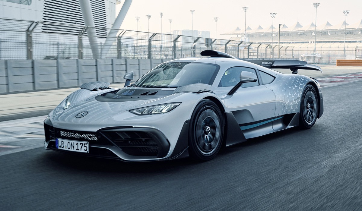 Mercedes-AMG One с техникой Формулы-1 все-таки стал серийным