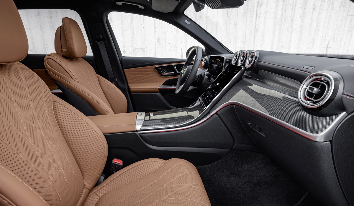 Новый бестселлер: представлен Mercedes-Benz GLC второго поколения