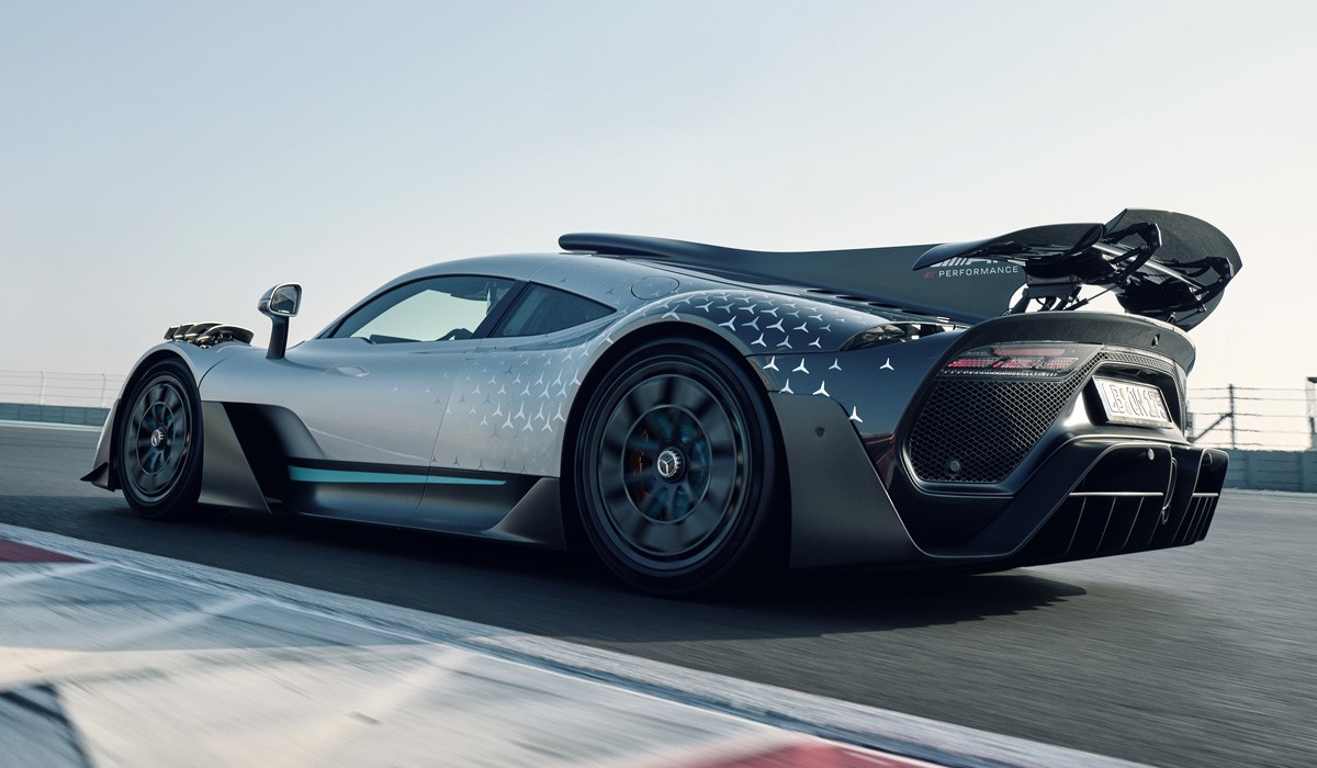 Mercedes-AMG One с техникой Формулы-1 все-таки стал серийным