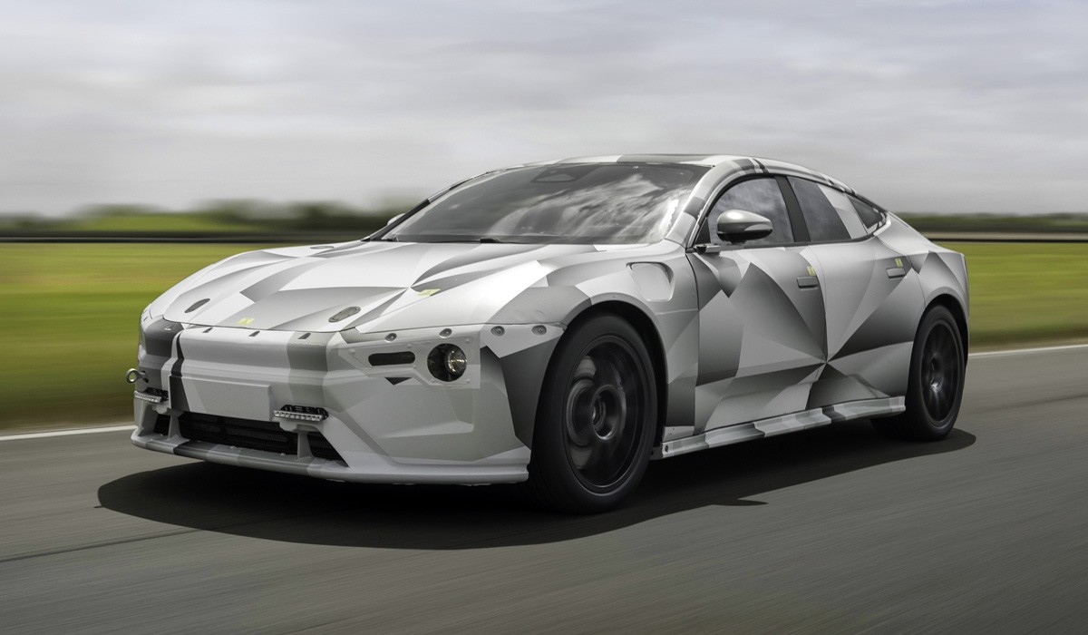 Дайджест дня: BMW M2 в камуфляже, двери Весты и другие события индустрии