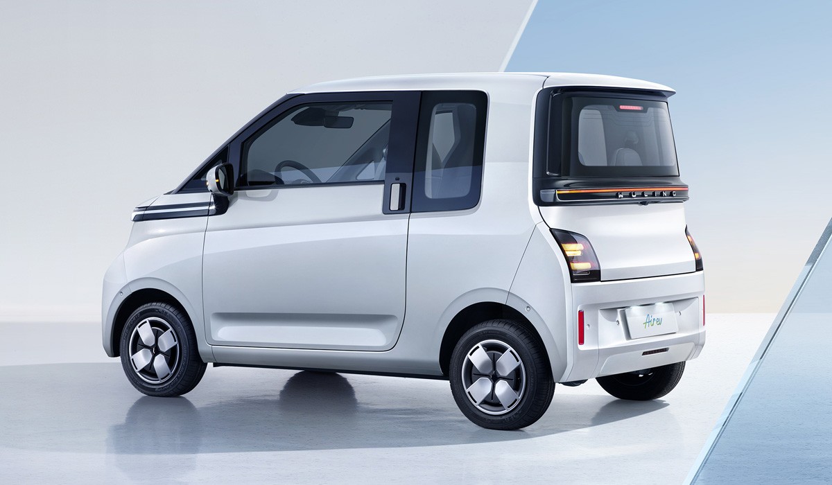 GM расширяет гамму микрокаров: новый Wuling Air ev