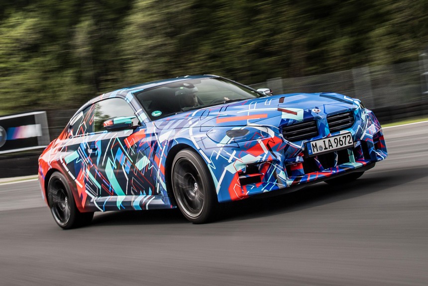 Дайджест дня: BMW M2 в камуфляже, двери Весты и другие события индустрии