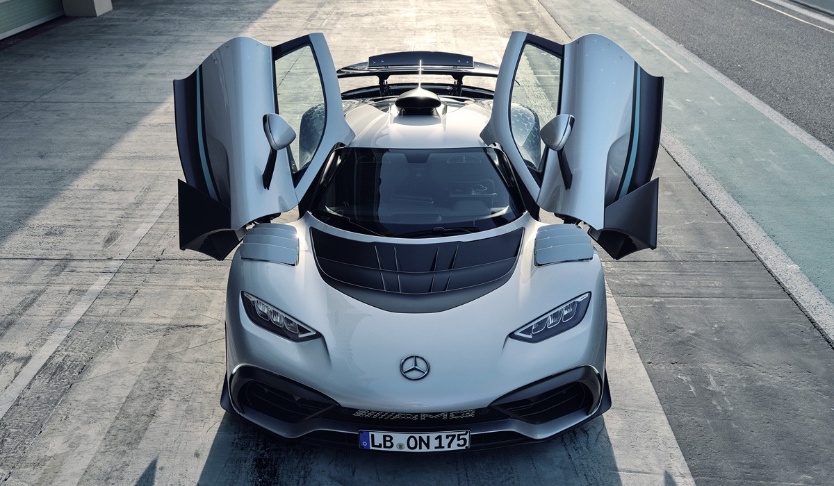 Mercedes-AMG One с техникой Формулы-1 все-таки стал серийным