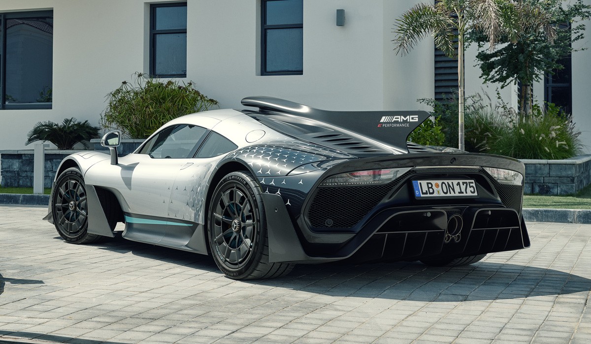 Mercedes-AMG One с техникой Формулы-1 все-таки стал серийным