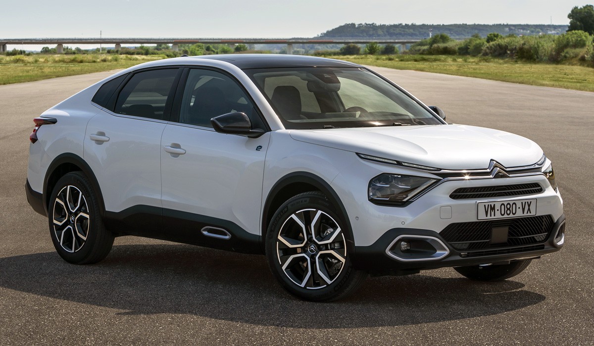 Кросс-седан Citroen C4 X пришел на подмогу хэтчбеку