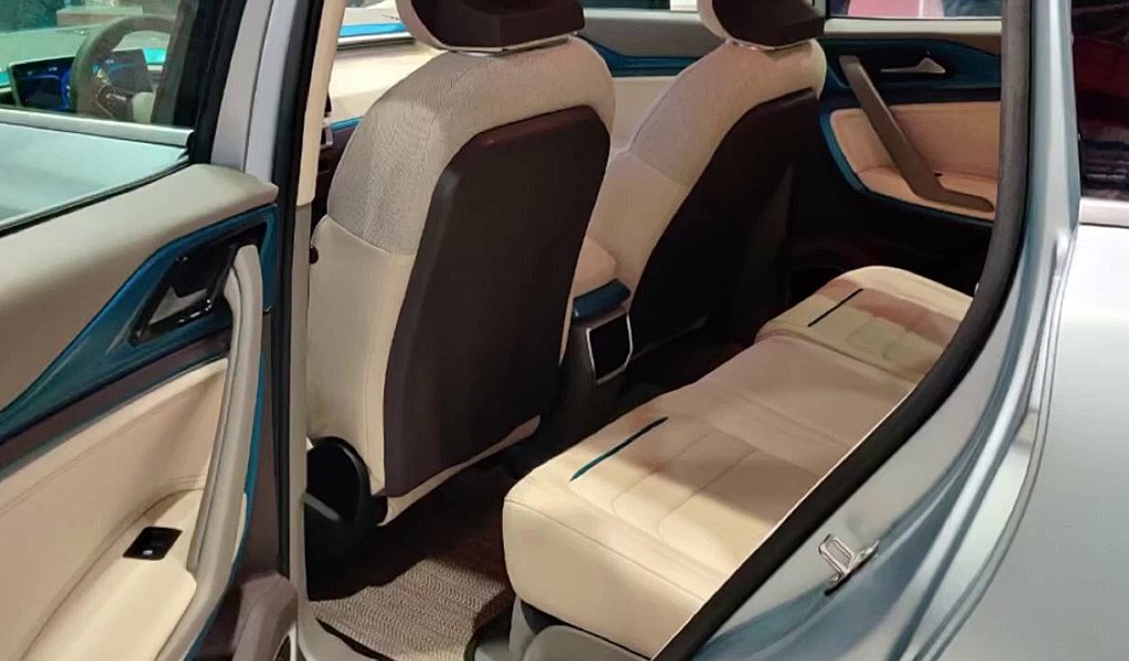 Оборонный концерн Алмаз-Антей показал кроссовер E-Neva